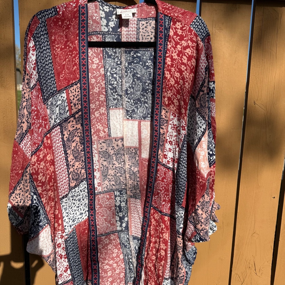 Ariat Womens Red Navy Patchwork Floral Paisley Kimono Wrap Cardigan S/M - Picture 3 of 10
